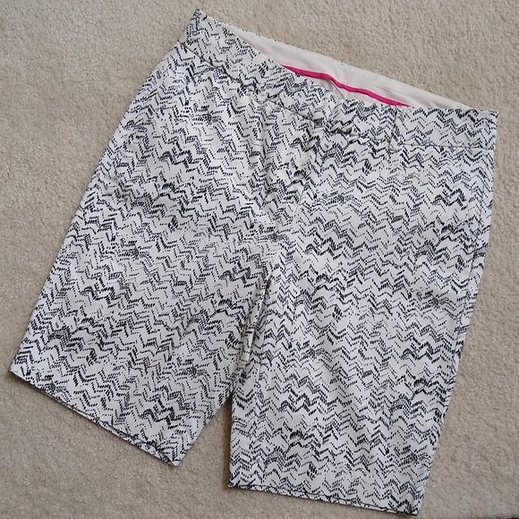 Kenar White Bermuda Mid Rise Shorts Size 2 Flat Front Slash Pockets - Picture 7 of 7